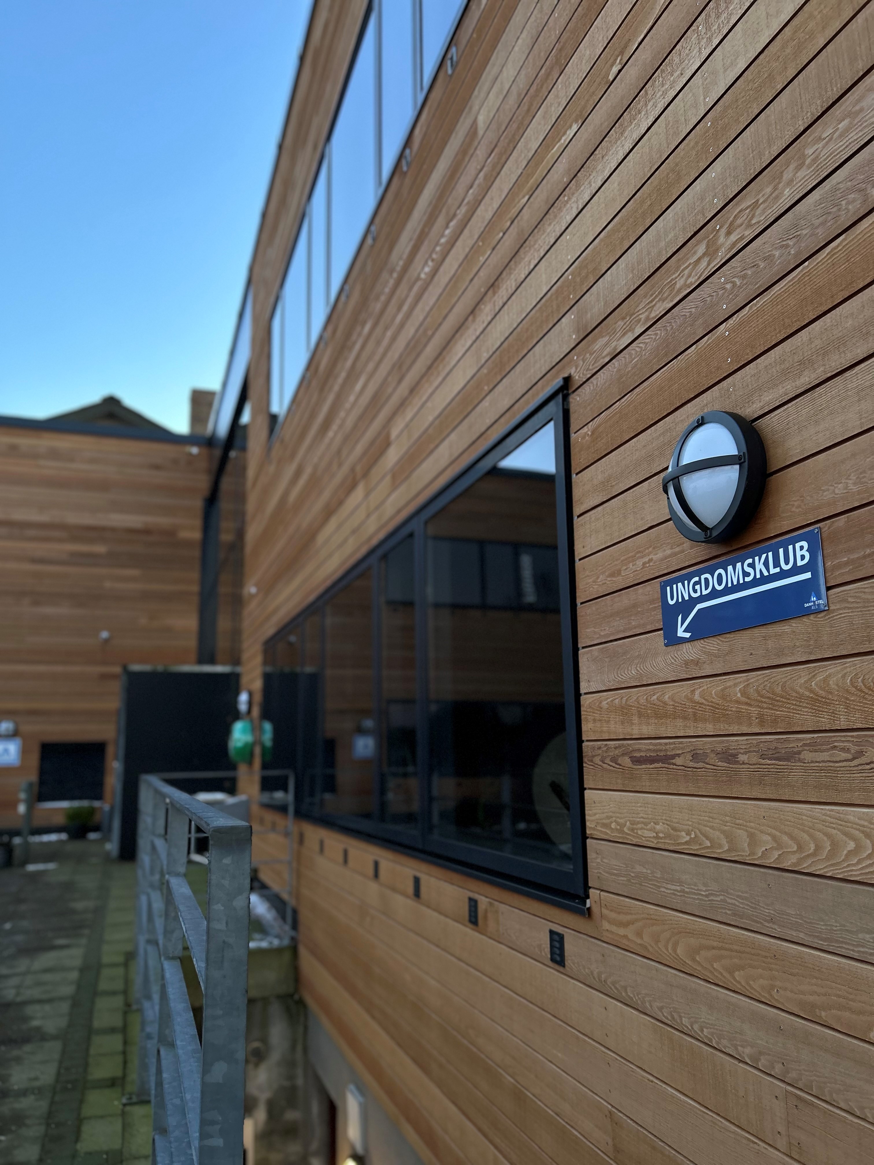 Jels Ungdomsklub, 25/26 - Klik for at tilmelde dig