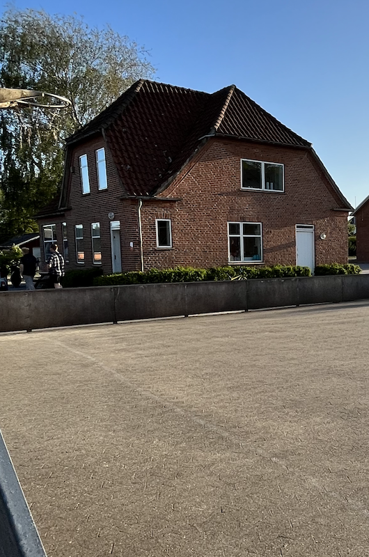Foto af bække ungdomsklub